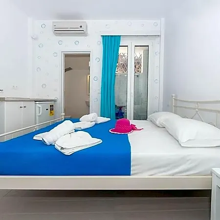 ヴィラ Naxos Cental Double Semi Basement Private Balcony 200m From