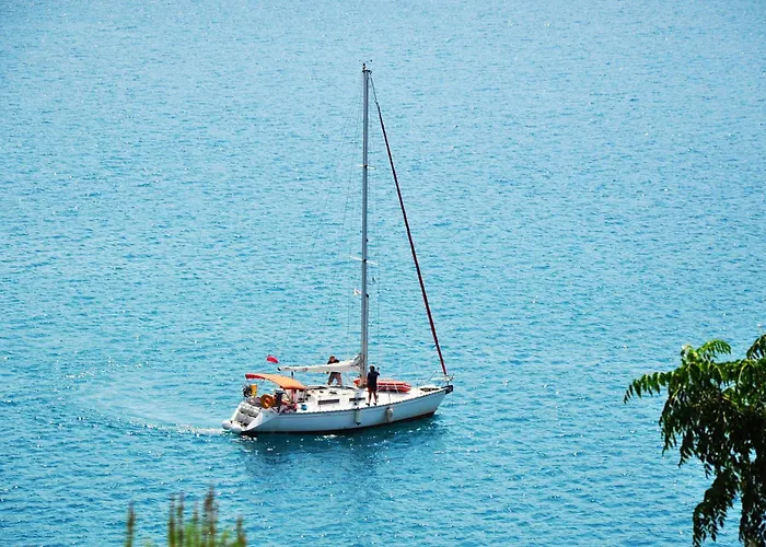 Naxos Cental Double Semi Basement Private Balcony 200m From Villa Naxos City